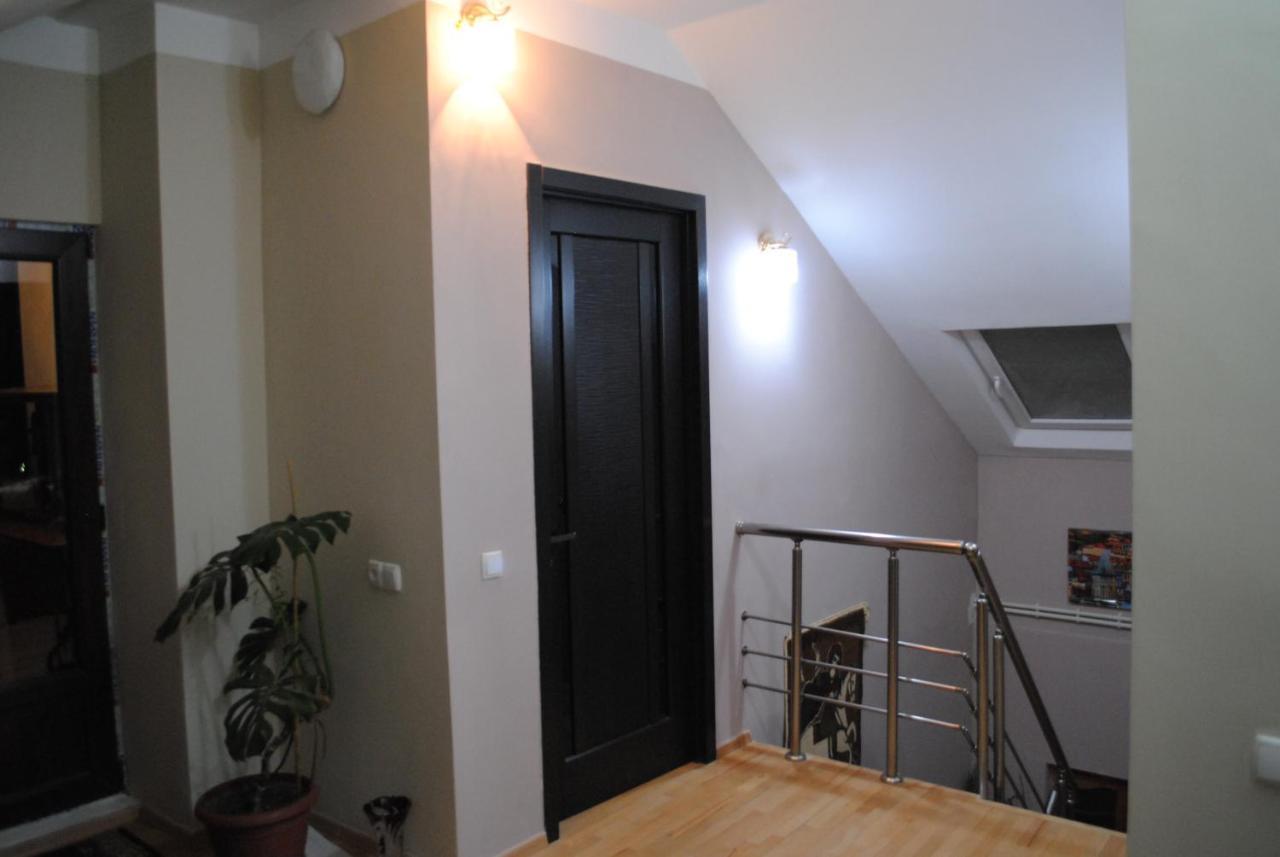 Family Guesthouse - Macharashvili Tbilisi Exterior foto