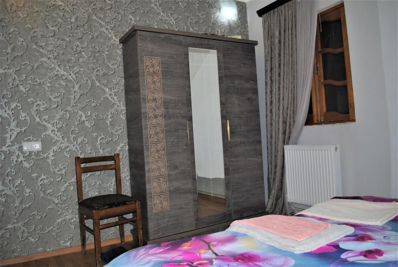 Family Guesthouse - Macharashvili Tbilisi Exterior foto